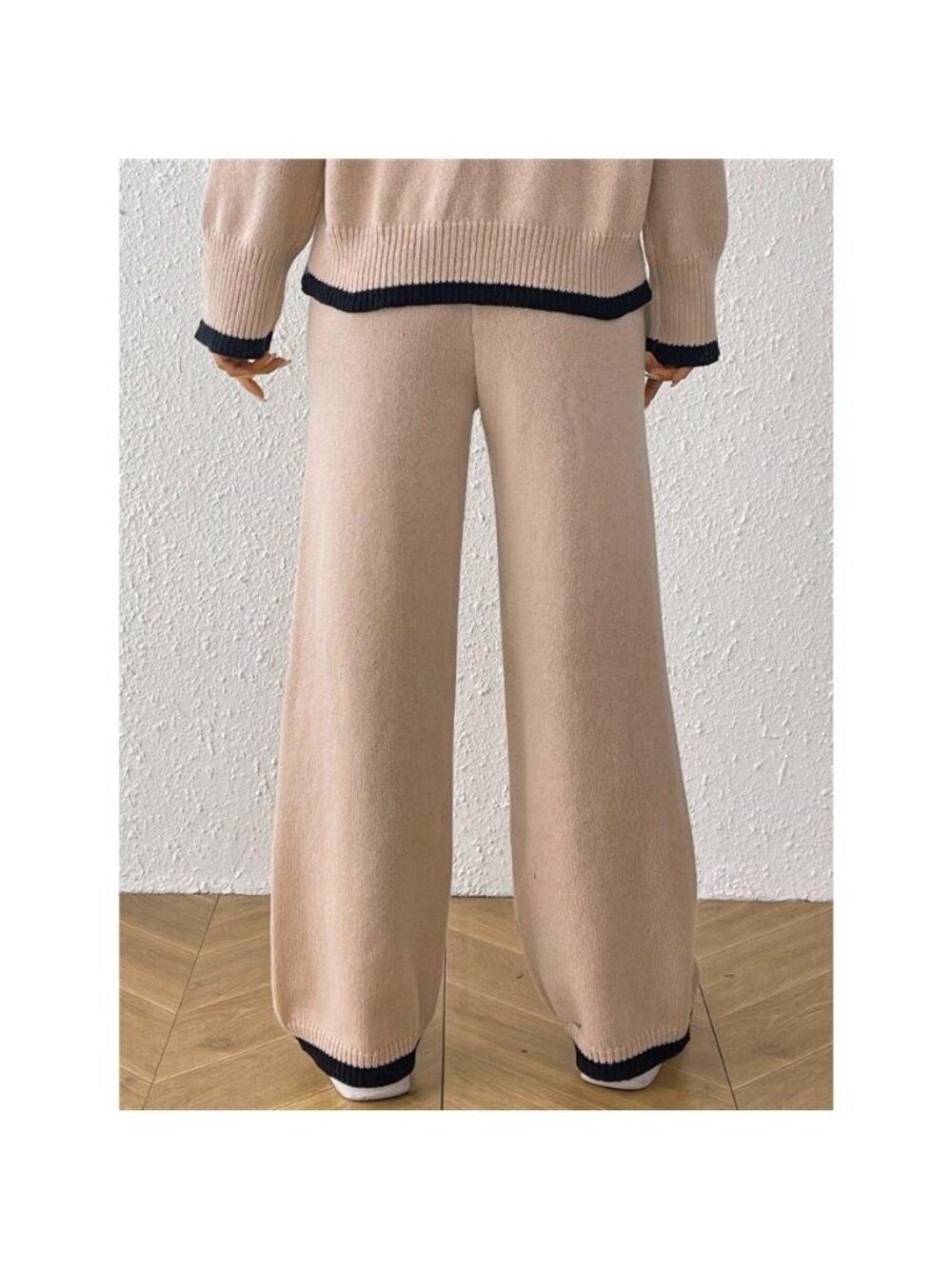 Floral Applique High-Waisted Wide-Leg Sweater Pants